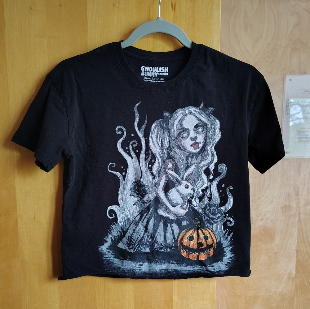 Ghoulish Bunny Black Alice in Wonderland Graphic Crop Top